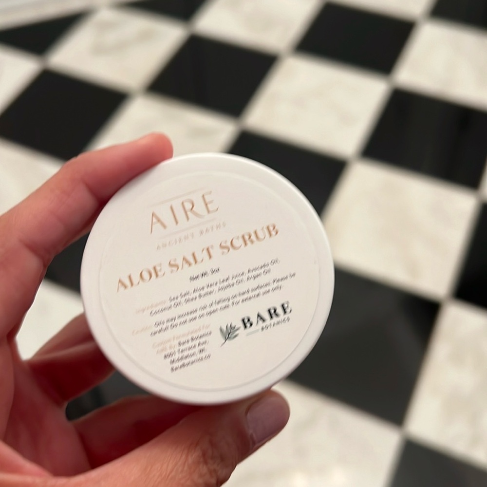 New never opened, sealed luxury brand aloe salt scrub